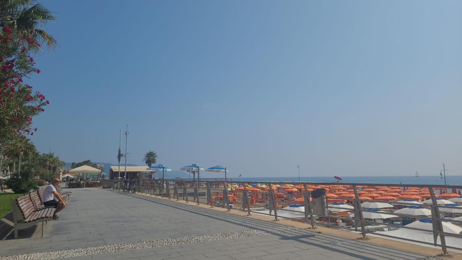 Appartamento Vacanze Mare Loano Dış mekan fotoğraf