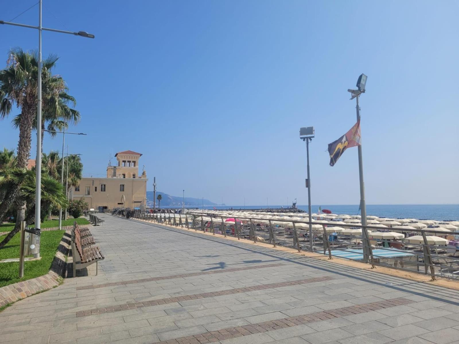 Appartamento Vacanze Mare Loano Dış mekan fotoğraf
